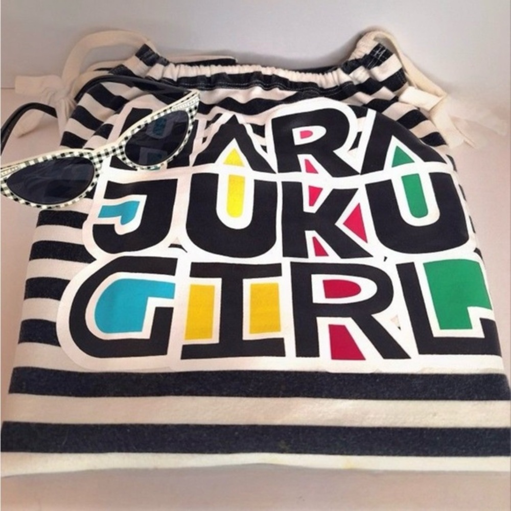 Harajuku Mini Happy Dress & Cat Eye Gingham Sunglasses - 2011
